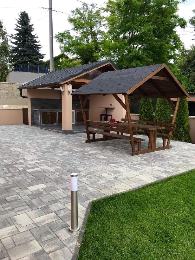Korall Apartman Balatonfůzfő Exterior foto
