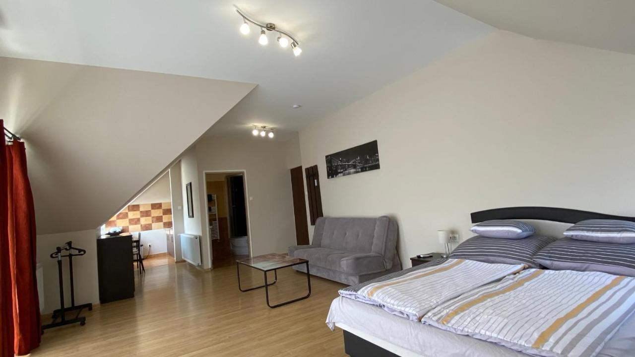 Korall Apartman Balatonfůzfő Exterior foto